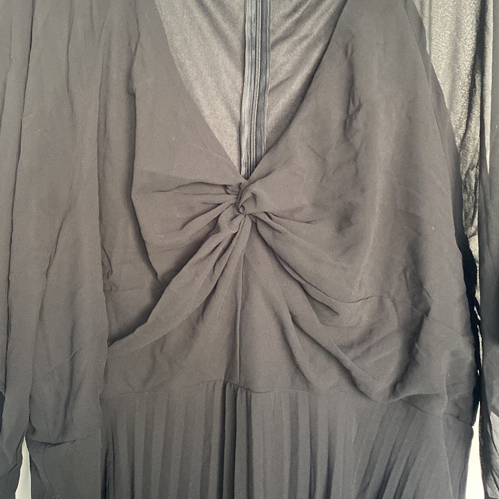 PLUS Black Midi Pleated Dress - Picture 3 of 4